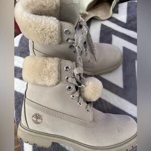 Timberland Women's Beige Winter Boots sz 8